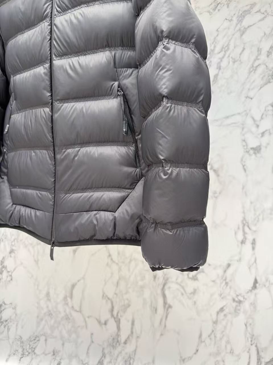 f_ab2Ud018svc77wc1ssrwt6y_eifs64.jpg