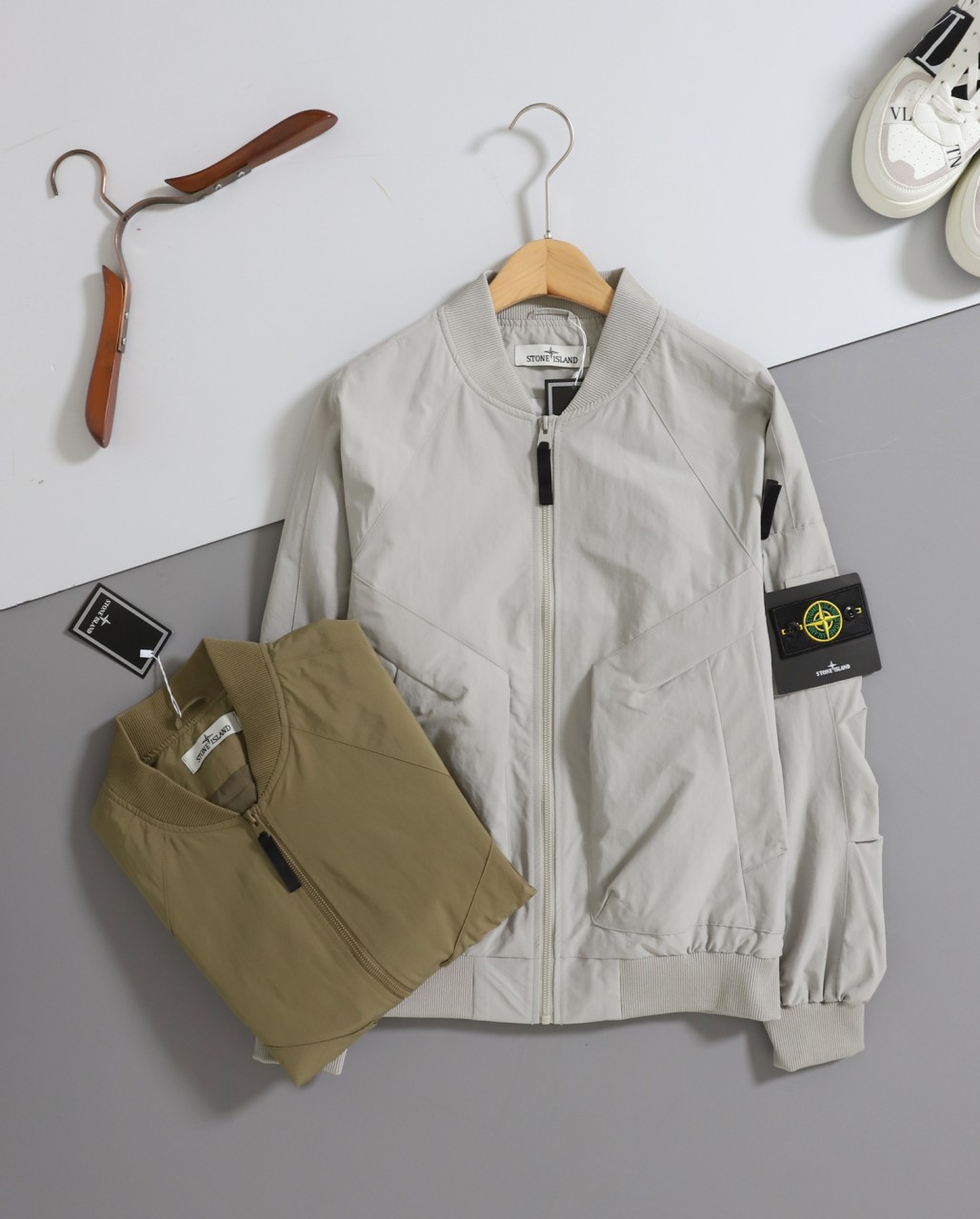 f_4h1Ud018svcrrzzsxy6xvc2_ew4xzd.jpg