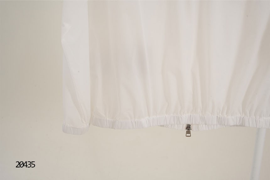 i_81iUd018svc1sv8bp7hwco8u_x5e342.jpg