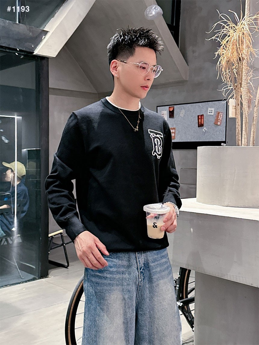 2_djfUd018svcwtgigmq200y3_gxrhod.jpg