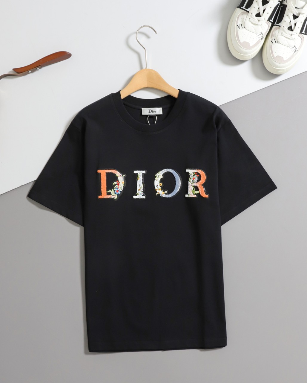 1_ce1Ud018svc1svd429p7t6jw_ew4xzd.jpg