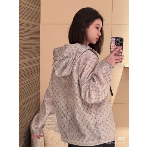 루이비통 여성 바람막이 모노그램 리버서블 라이트 보머