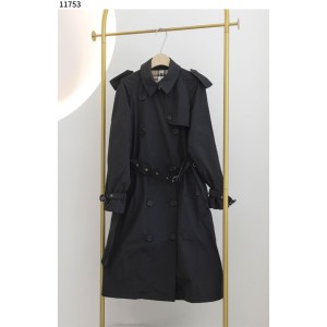 버버리 [BURBERRY] 디테처블 퍼퍼 코트 블랙 신상입고