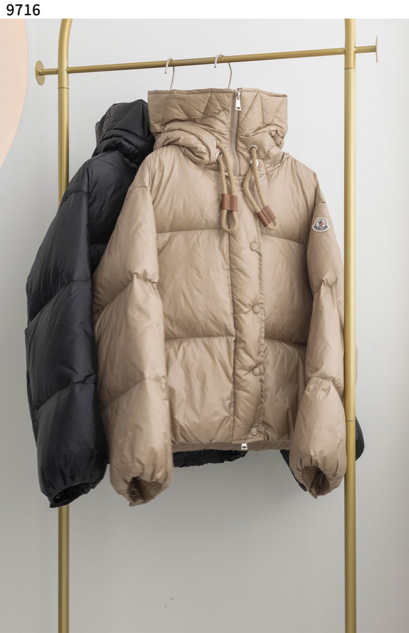 몽클레어 [MONCLER] Borey 후드 쇼트 다운 재킷 신상입고
