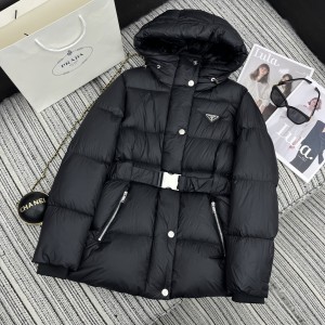 프라다 25FW 후드 벨티드 패딩 블랙