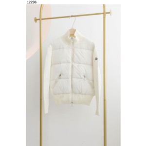 몽클레어 [MONCLER] 니트 구스 다운 숏패딩 신상입고