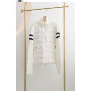 몽클레어 [MONCLER] 여성 로고 패치 니트 패딩 신상입고