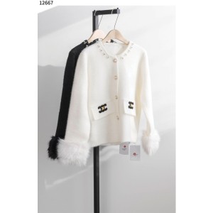 셀린느 [CELINE] 트리옹프 로고 퍼 니트 자켓 신상입고