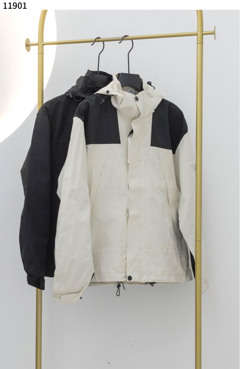 스톤아일랜드 [STONE ISLAND] 남성 바람막이 윈드브레이커 후드 집업  신상입고
