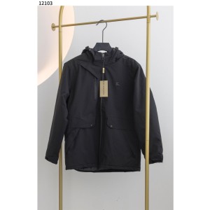 버버리 [BURBERRY] 포켓 누빔 후디 자켓 신상입고