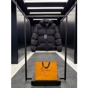 루이비통 [LOUIS VUITTON] 검정 후드 점퍼 다운 블루종