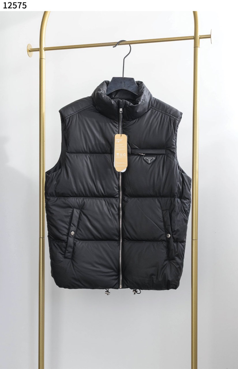 프라다 [PRADA] 남성 레더 베스트 조끼 신상입고
