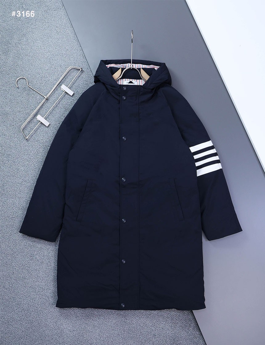 [THOM BROWNE] 톰브라운 사선 4바 풋볼 사이드라인 후드 롱 패딩 점퍼
