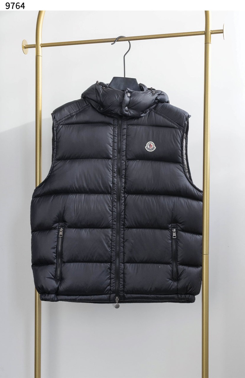 몽클레어 [MONCLER] 남성 보르메스 패딩 베스트 신상입고