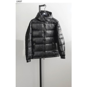 몽클레어 [MONCLER] 마야 유광 후드 패딩 신상입고