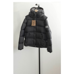버버리 [BURBERRY] 소매 탈부착 체크안감 패딩/베스트 신상입고