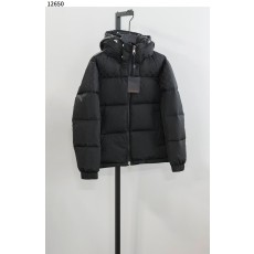 루이비통 [Louis Vuitton] 새드로고 덕다운 패딩 신상입고