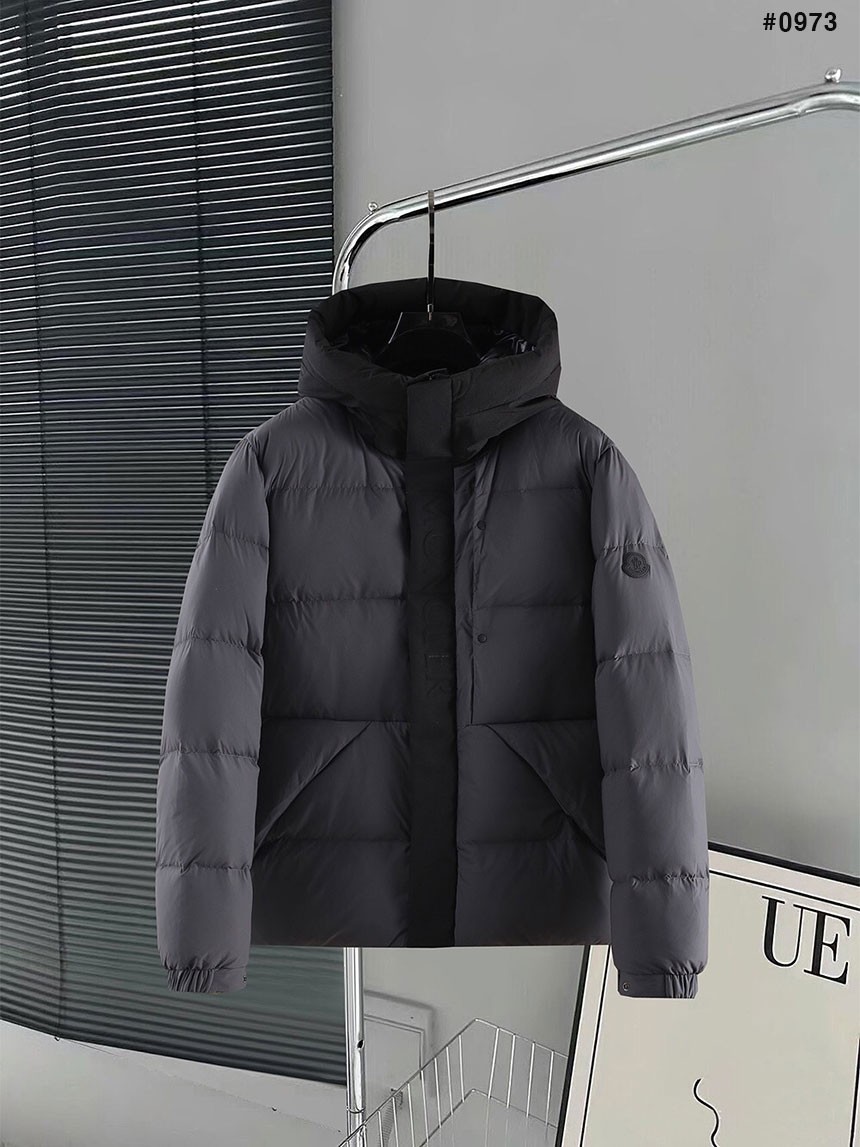 [MONCLER] 몽클레어 마데이라 남성 숏 패딩
