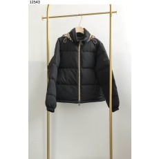 버버리 [BURBERRY] 테이프 앰블사이드 퍼퍼 경량 구스다운 점퍼 신상입고