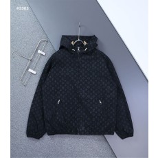 [LOUIS VUITTON] 루이비통 모노그램 윈드브레이커 후드 자켓