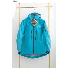 아크테릭스 [ARC'TERYX] 알파 SV 자켓 신상입고