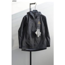 아크테릭스 [ARC'TERYX] 알파 SV 자켓 신상입고