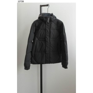 몽클레어 [MONCLER] 수입프리미엄급 몽클레어 Jarma 패딩 후드 탈부착 자켓 신상입고