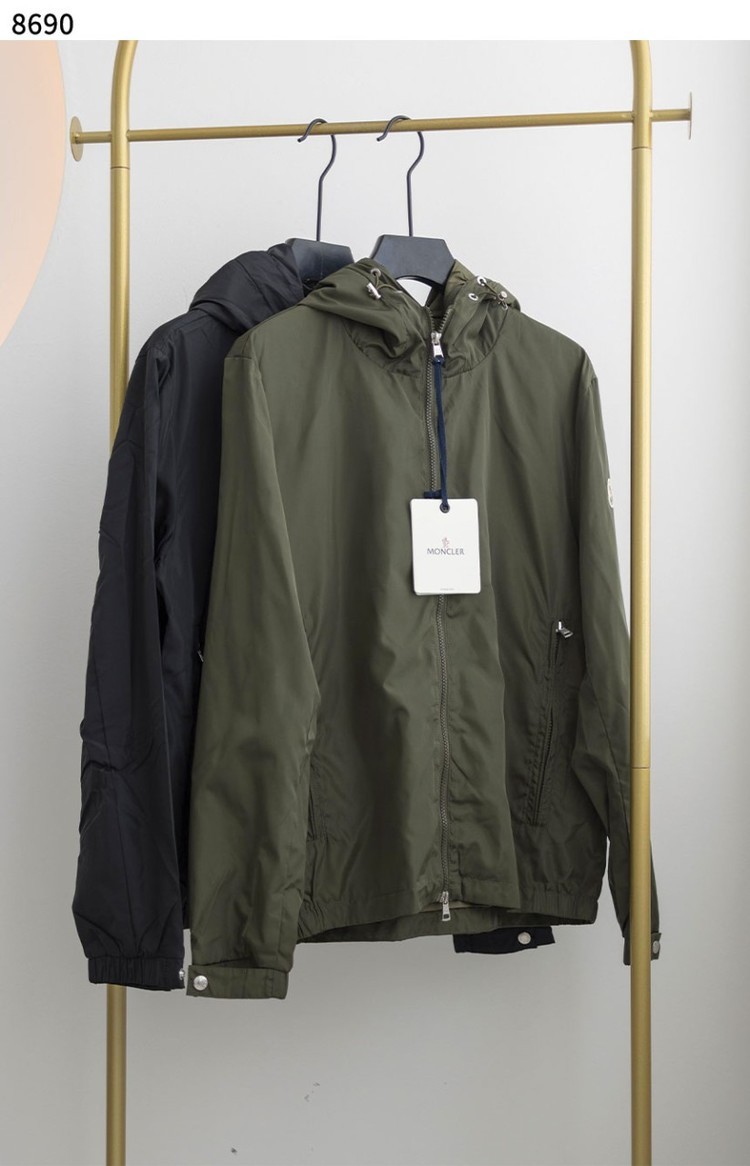 몽클레어 [MONCLER] Traversier 후드 재킷 신상입고
