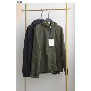 몽클레어 [MONCLER] Traversier 후드 재킷 신상입고