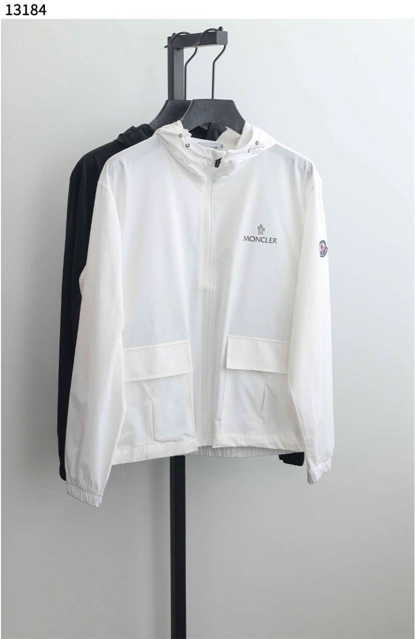 몽클레어 [MONCLER] 남성 후드 바람막이 자켓 신상입고