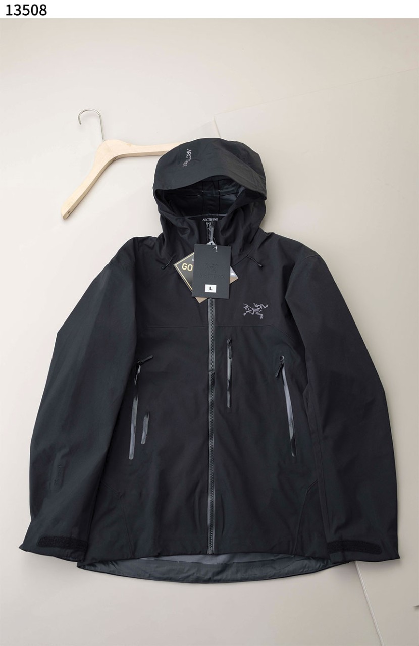 아크테릭스 [ARC'TERYX] 베타 SV 자켓 신상입고