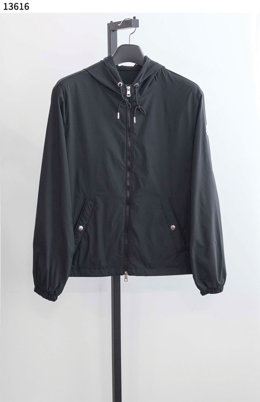 몽클레어 [MONCLER] 수입고급 그림푸어 후드 자켓 신상입고