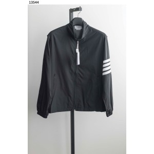 톰브라운 [Thom Browne] 수입고급 샤이니 립스탑 래글런 4-바 트랙 재킷 신상입고