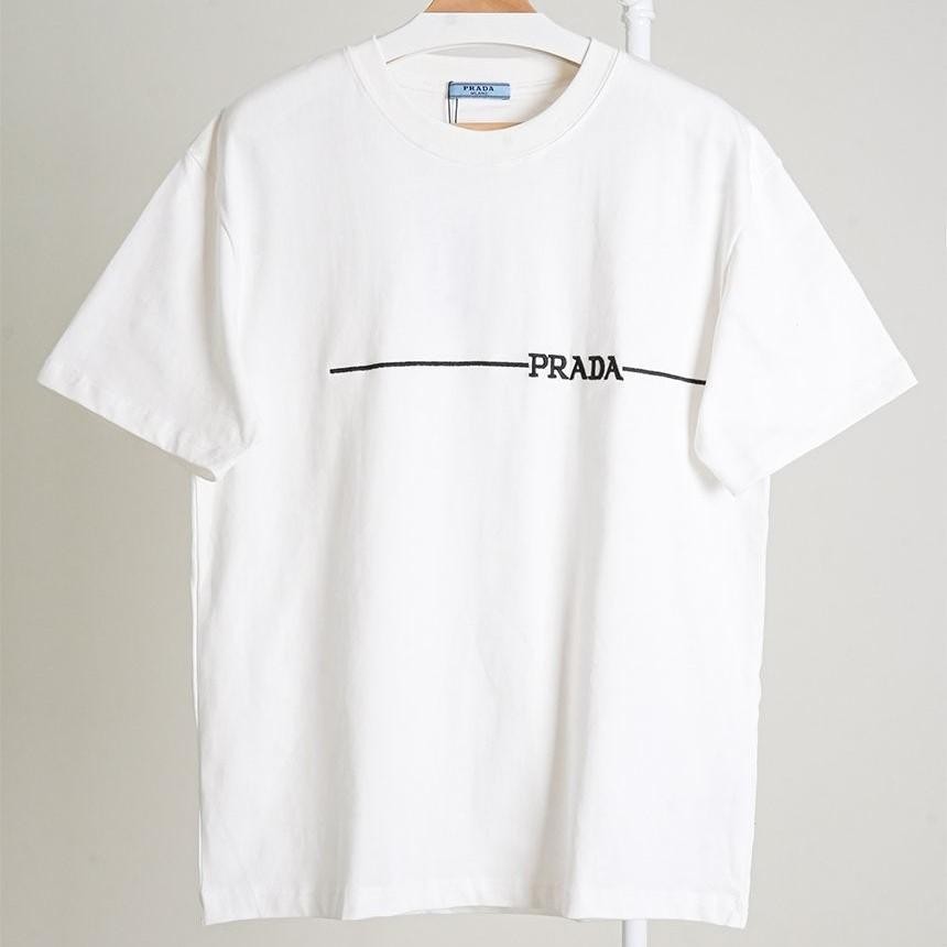[PRADA] 프라다 자수 라인 로고 클래식 코튼 저지 티셔츠