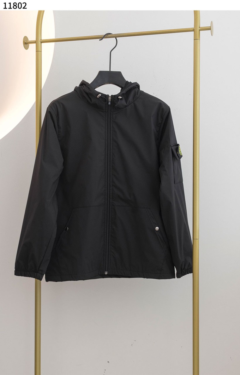 스톤아일랜드 [STONE ISLAND] 블랙 올웨더 배리어 & 안티드롭 후드 재킷 신상입고