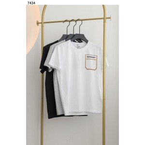 버버리 [BURBERRY] 버버리 체크포켓 라운드 티셔츠 신상입고