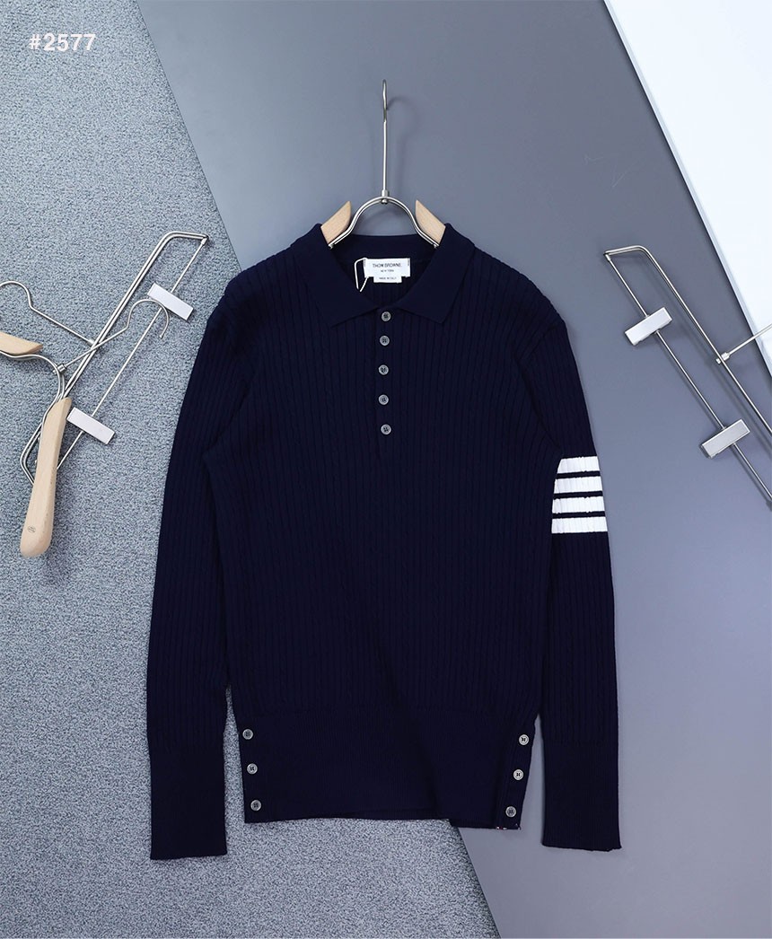 [THOM BROWNE] 톰브라운 사선 케이블 카라 니트
