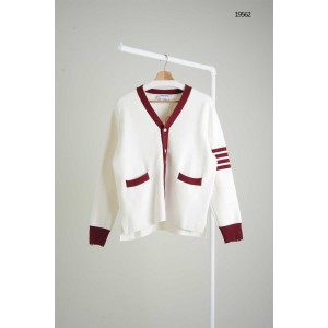 [THOM BROWNE] 톰브라운 밀라노 스티치 4바 브이넥 럭비 핏 카디건