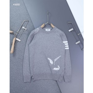 [THOM BROWNE] 톰브라운 인타르시아 4바 라운드 니트