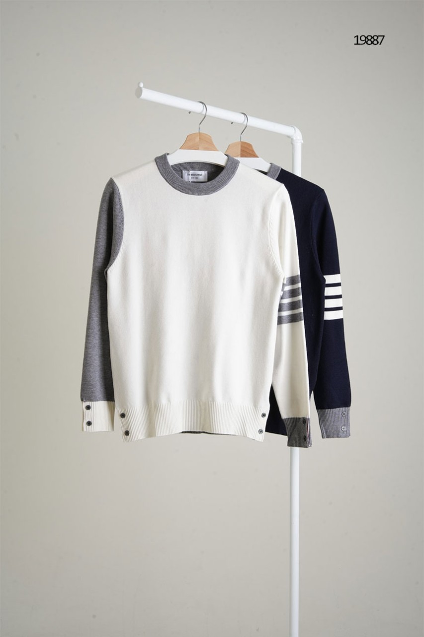 [THOM BROWNE] 톰브라운 아이콘 도그 배색 니트