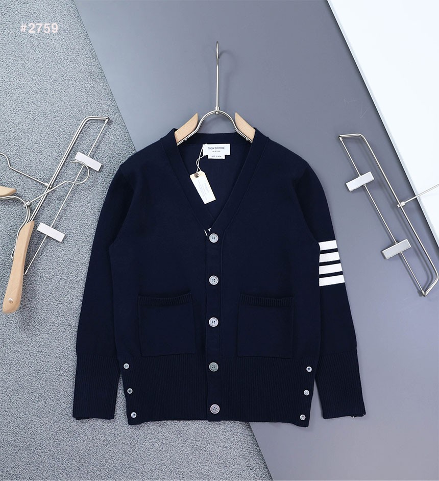 [THOM BROWNE] 톰브라운 남성 사선완장 클래식 브이넥 가디건