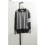 톰브라운 [Thom Browne] 4버튼 긴팔 니트 카라티 신상입고