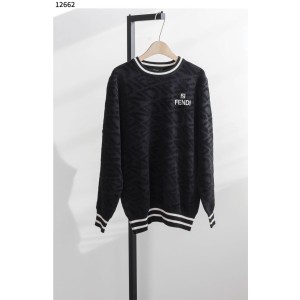 펜디 [FENDI] 레터링 로고 라운드 울 스웨터 신상입고