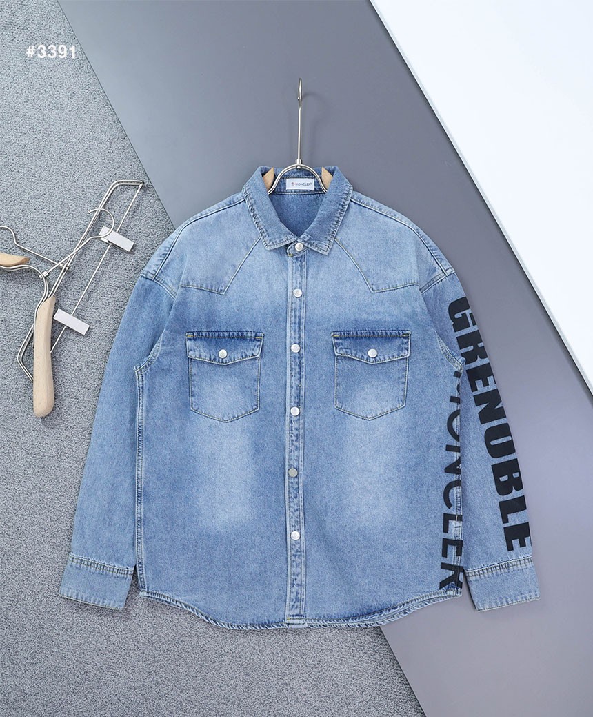 [MONCLER] 몽클레어 그레노블 레터링 로고 워싱 데님 셔츠