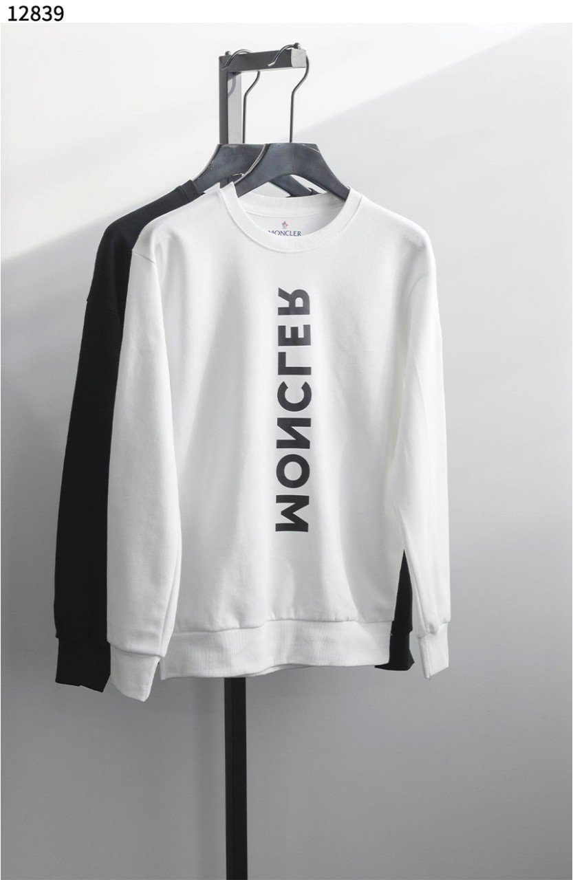 몽클레어 [MONCLER] 로고 모티프 롱 슬리브 코튼 티셔츠 신상입고