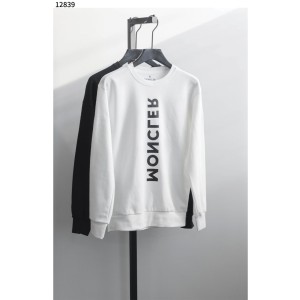 몽클레어 [MONCLER] 로고 모티프 롱 슬리브 코튼 티셔츠 신상입고