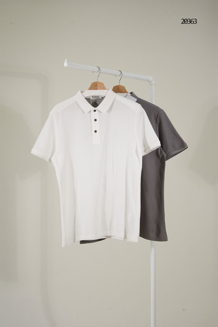 [BRUNELLO CUCINELLI] 브루넬로 쿠치넬리 자수 로고 베이직 카라 반팔 티셔츠