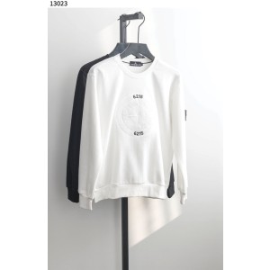 #스톤아일랜드 [STONE ISLAND] 인더스트리얼 원 프린트 크루넥 스웨트셔츠 신상입고