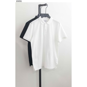 보테가베네타 [BOTTEGA VENETA] 에센셜 시어서커 카라 반팔 티셔츠  신상입고