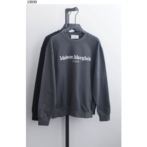 메종마르지엘라 [Maison Margiela] 자수로고 맨투맨 신상입고